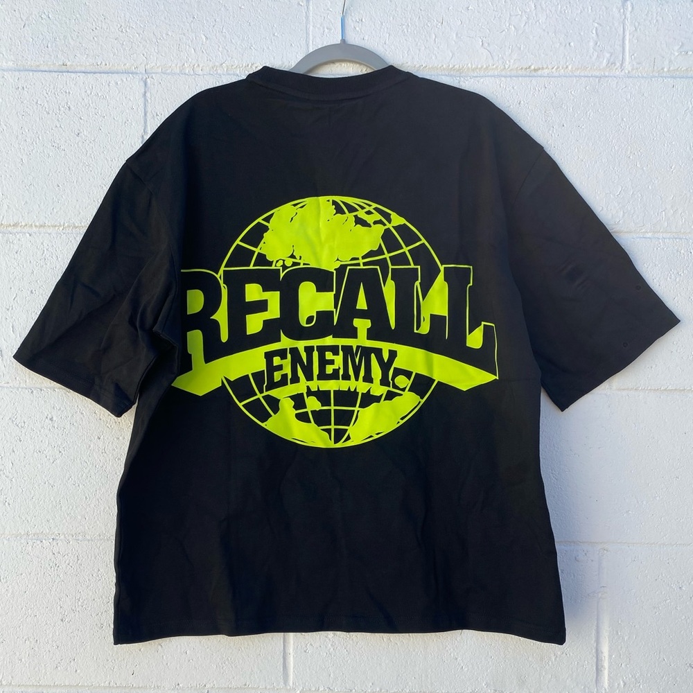 Recall Enemy Capsule Collection T-Shirt NWOT Size L Rare